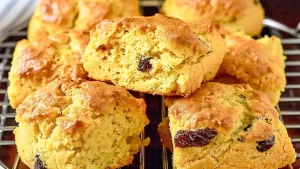 Buns à la Crème Anglaise _ Une Recette de Douceur pour l’Heure du Thé