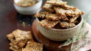 Crackers aux graines _ La Recette Ultime pour un Apéro Healthy et Gourmand