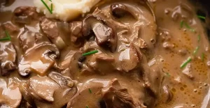 Slow Cooker Beef Stroganoff _ Le Classique Repensé