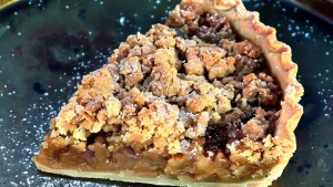 Tarte aux Pommes et Crumble de Noisettes