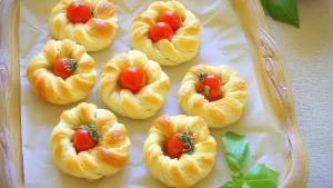 Pizzettes Caprese _ Une Délicieuse Bouchée Italienne