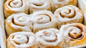 Easy-Cinnamon-Rolls-Natashas-Kitchen