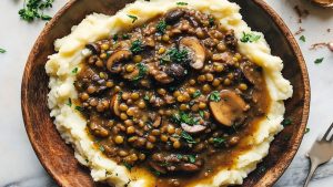 Lentil-Mushroom-Stew-Over-Mashed-Potatoes-Minimalist-Baker