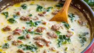 Zuppa-Toscana-Olive-Garden-Copycat-Natashas-Kitchen