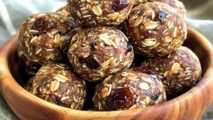 Energy-Balls-with-Medjool-Dates-Dinner-Mom