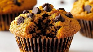 Pumpkin-Chocolate-Chip-Muffins-Handle-the-Heat